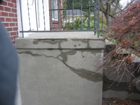 Before photo -  vertical wall overlay with design
